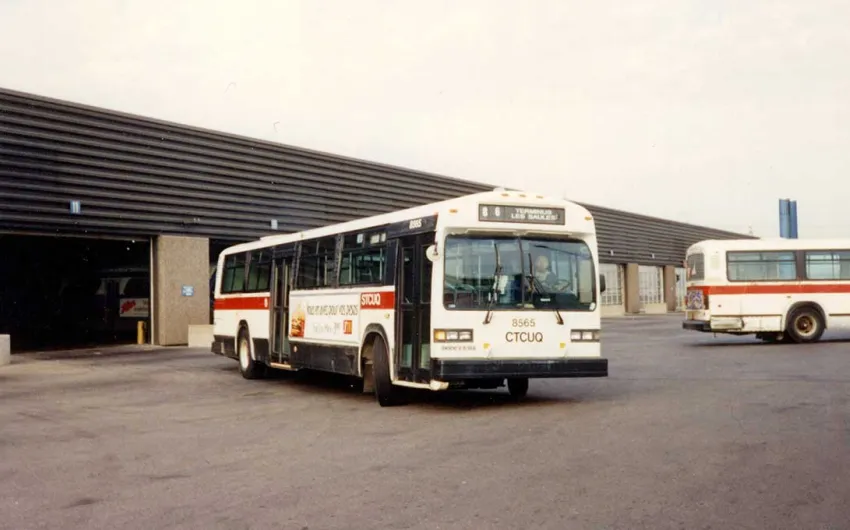 Autobus Marque GM – Modèle Classic, 1985
