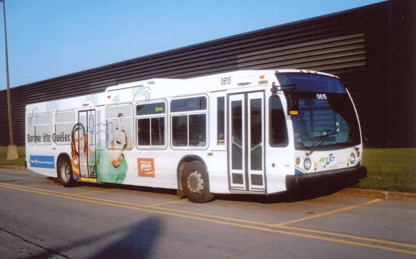 Autobus Marque Novabus – Modèle LFS - 2006
